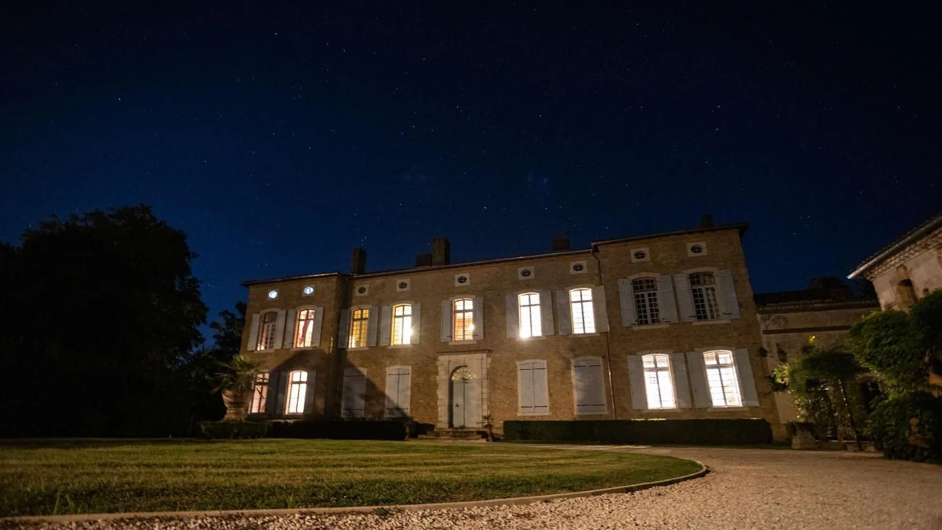 18Th Century Chateau With Stunning Pool & Gardens Castelnau-Picampeau Frankrig