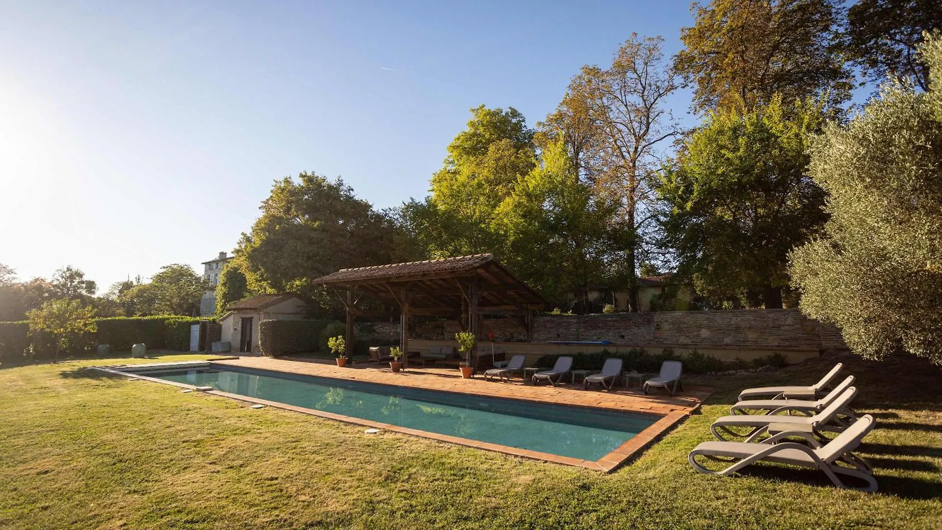Villa 18Th Century Chateau With Stunning Pool & Gardens Castelnau-Picampeau